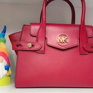 SOLD 🥰🥰Beautiful MK bag leather